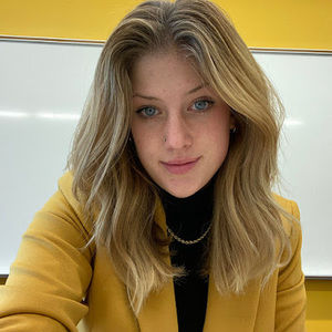 Meet your Posher, Siera